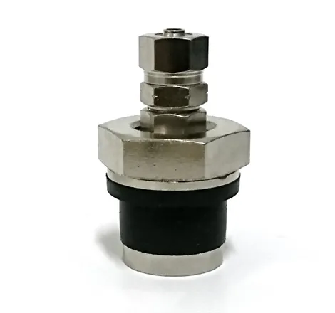 Cool Boost Tank Outlet to 6mm Pipe Straight Cool Boost Systems - 9
